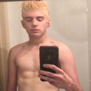 Meet your Posher, Camryn